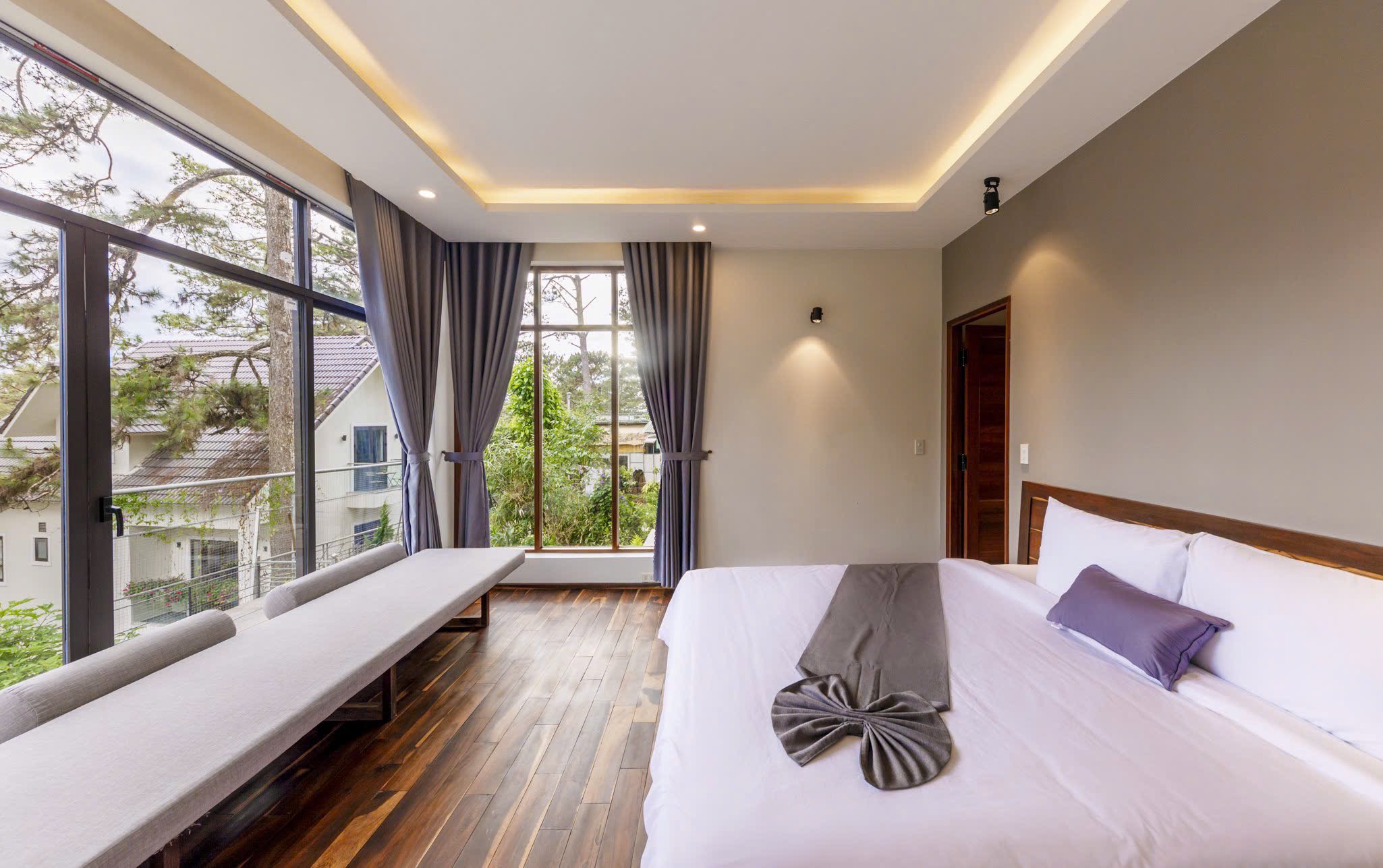 Villa rừng thông ngay trung tâm 5
