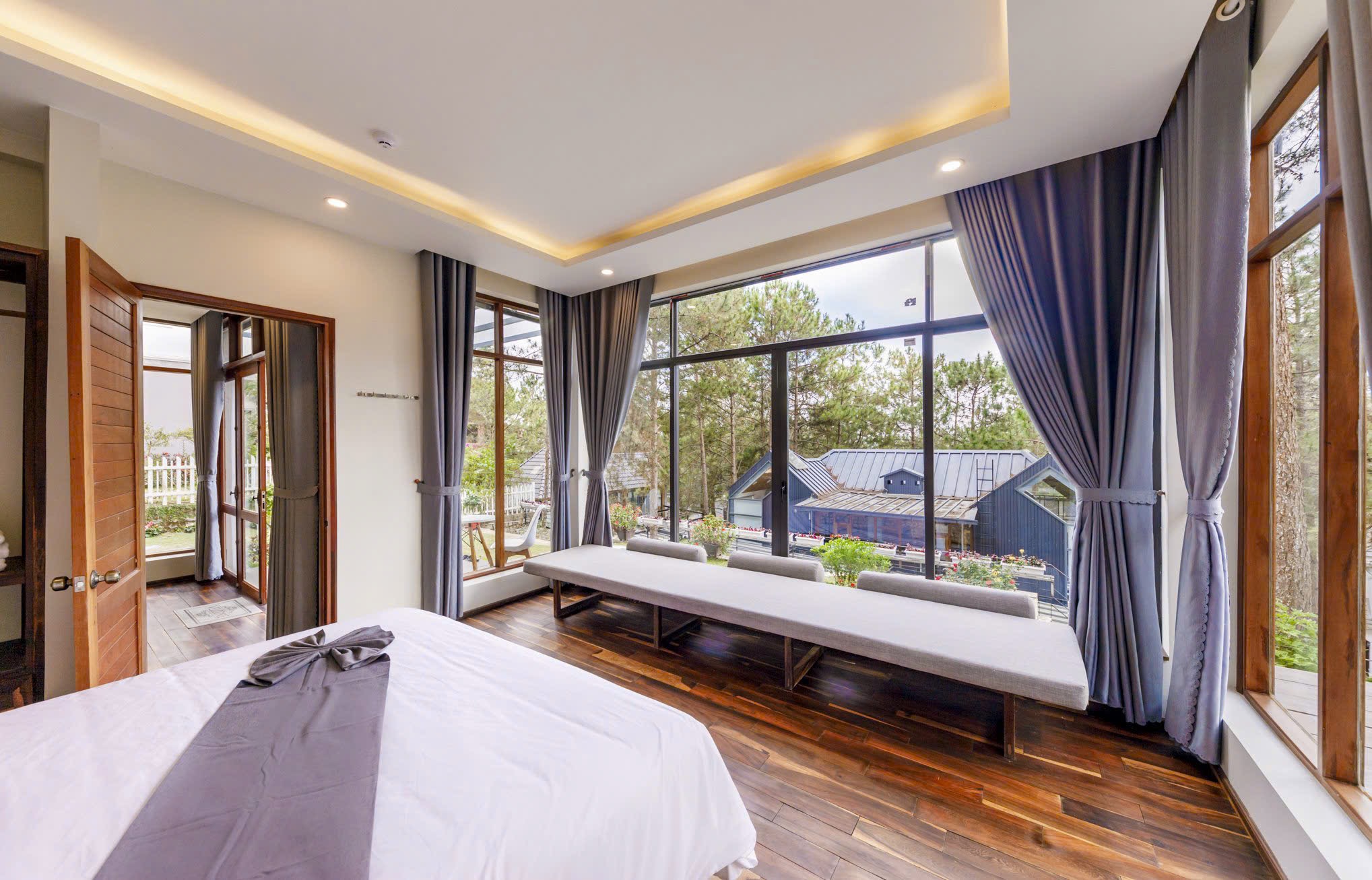 Villa rừng thông ngay trung tâm 7