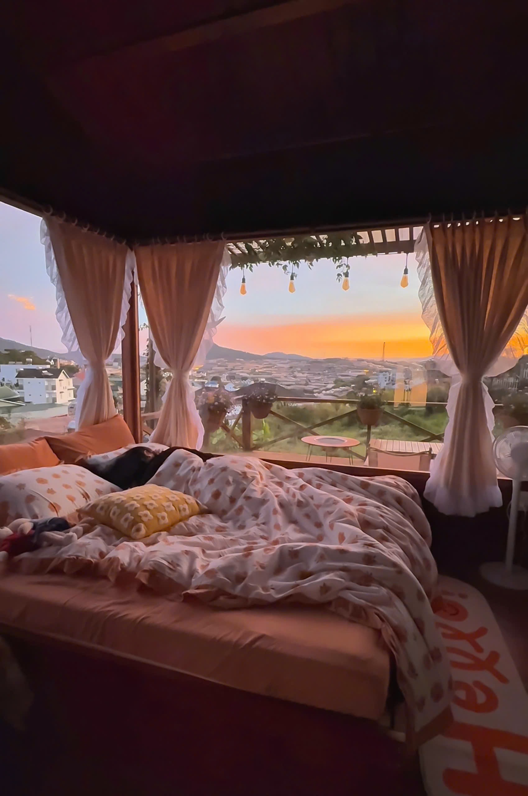 Nguyên căn gỗ VIP riêng biệt 1phòng ngủ 2