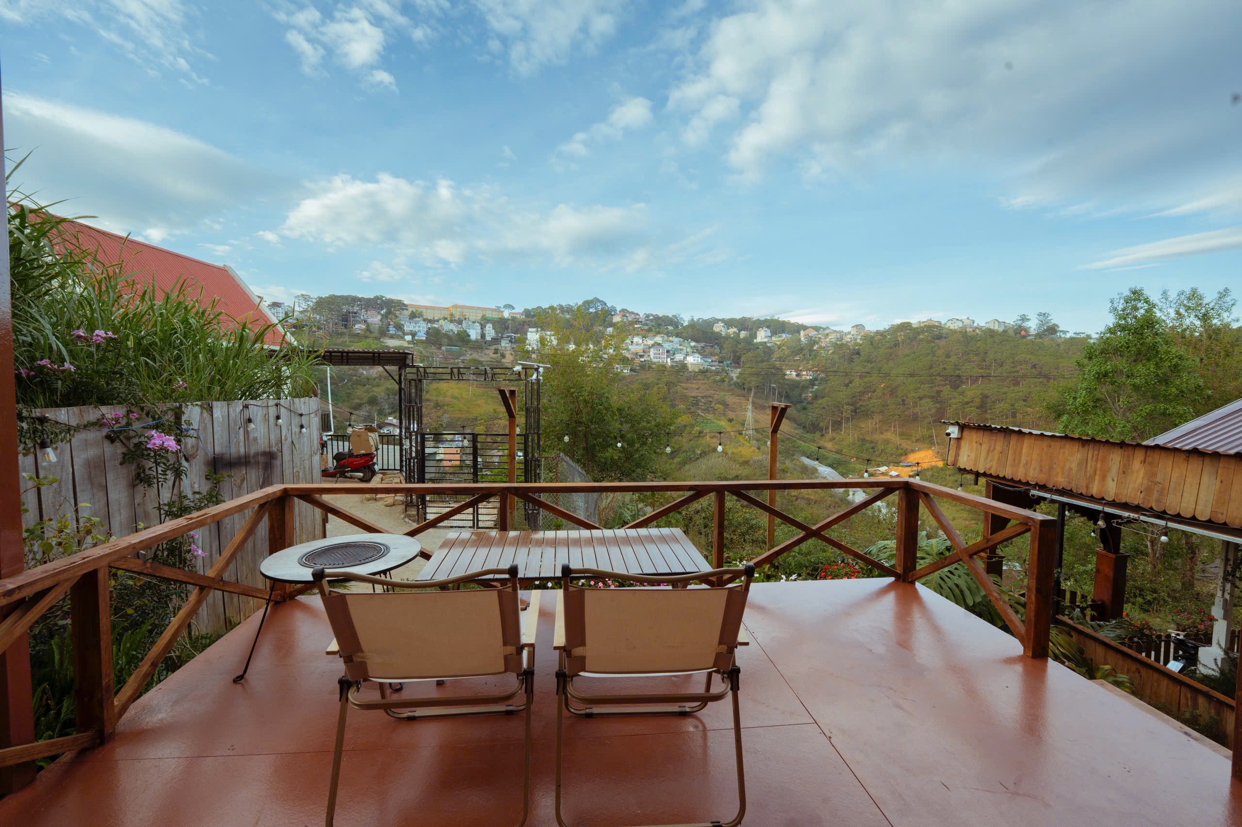 Nguyên căn gỗ VIP riêng biệt 1phòng ngủ 3