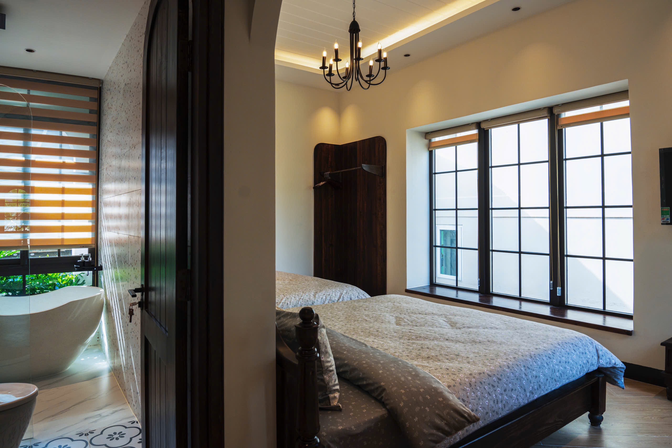 Villa thiết kế hiện đại ngay trung tâm 3