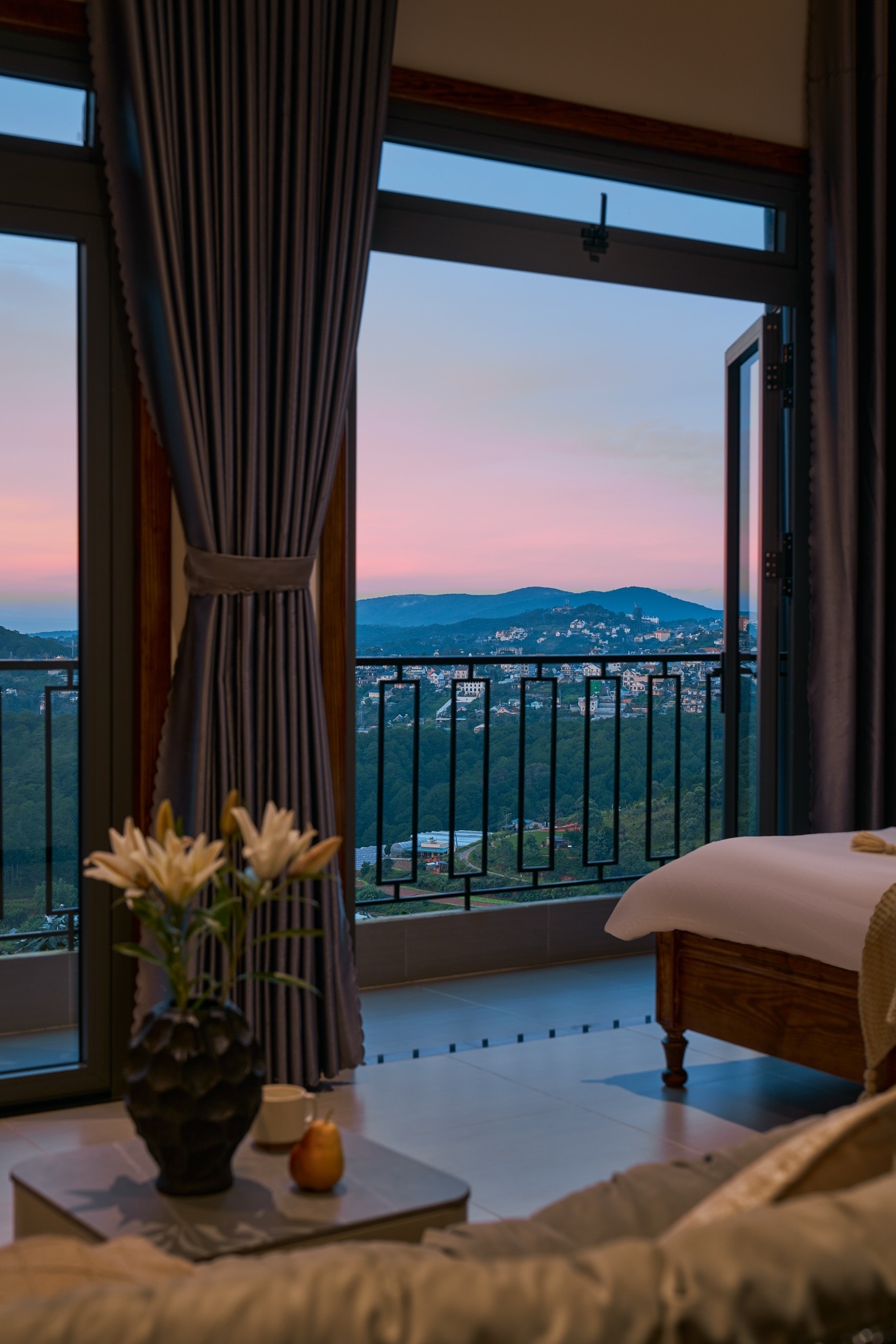 Nhà xinh mà giá cực hạt dẻ ạ 2