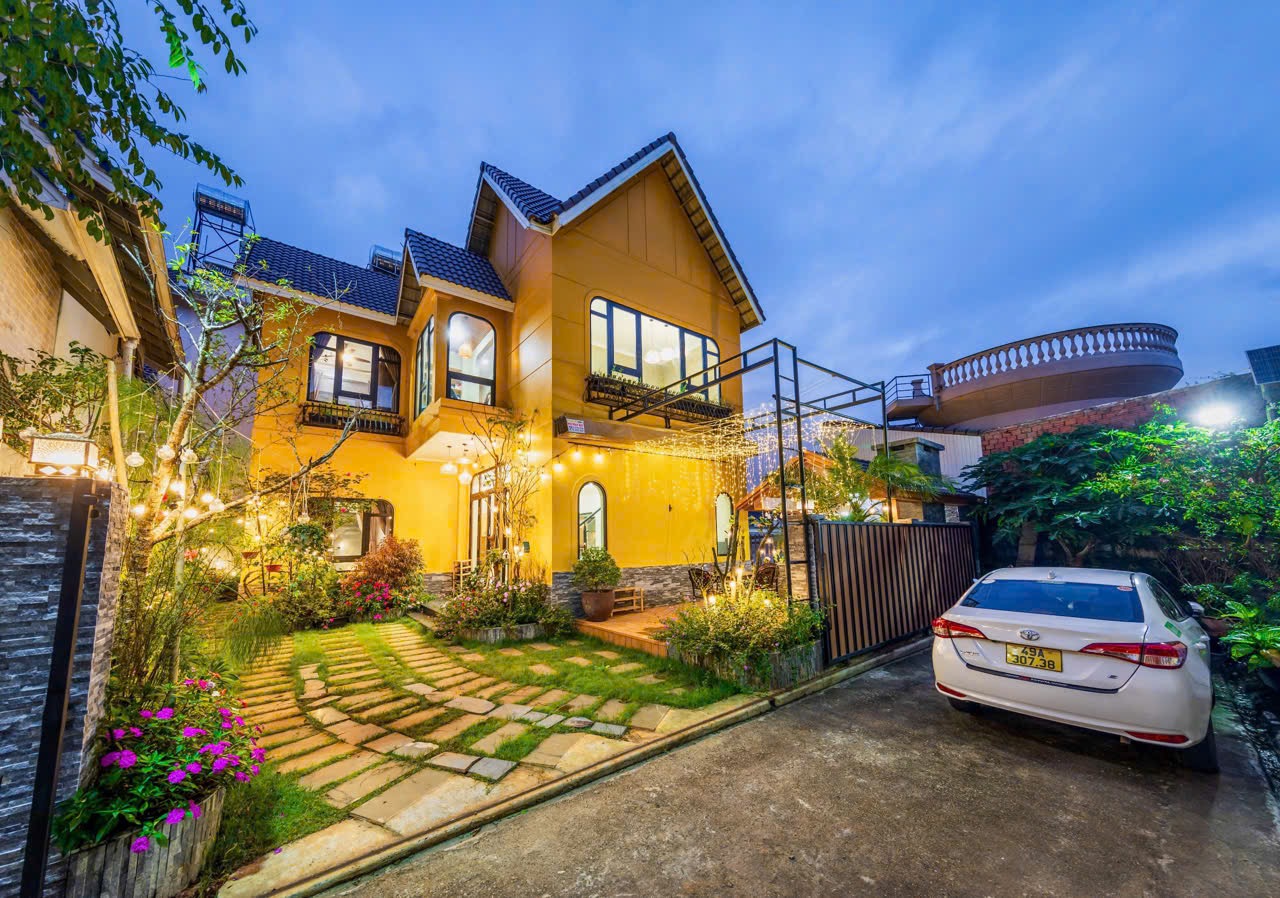 Home sân vườn thiết kế hiện đại