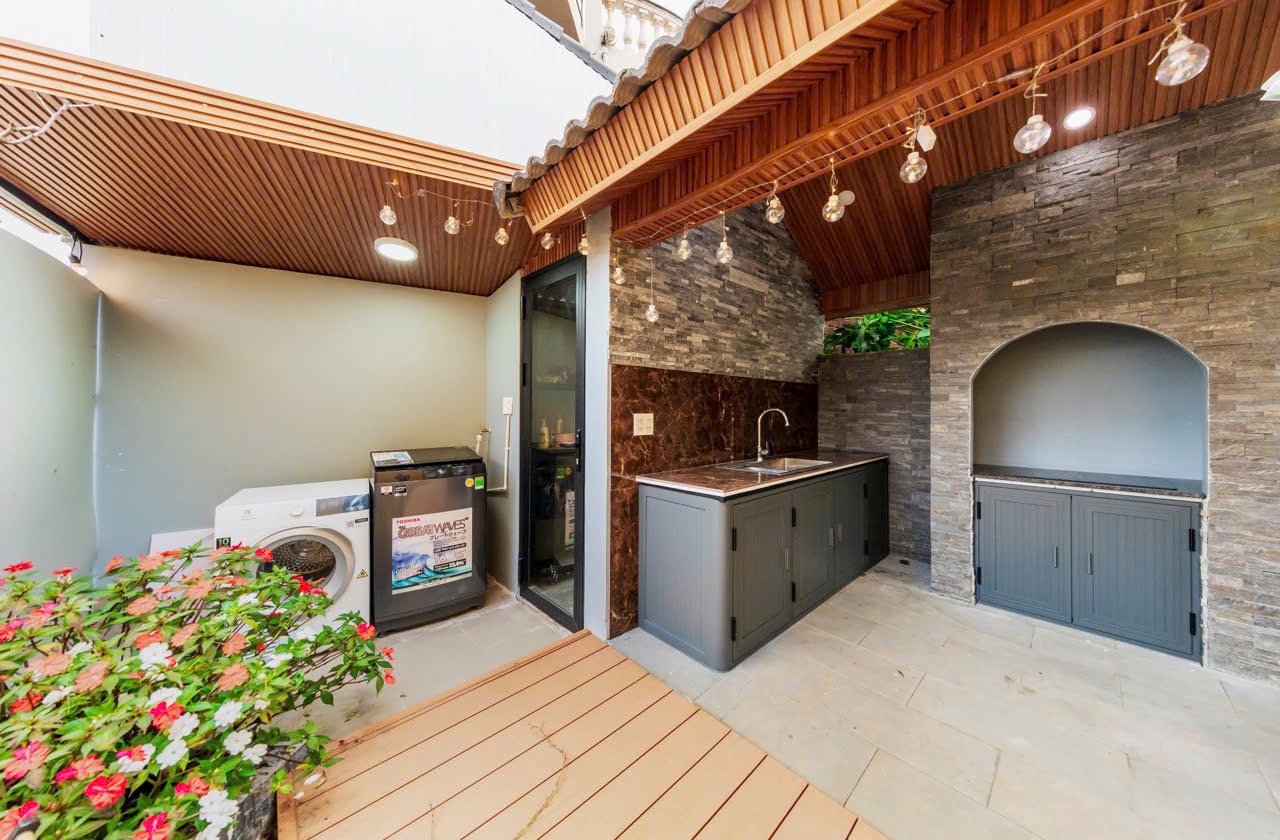 Home sân vườn thiết kế hiện đại 5