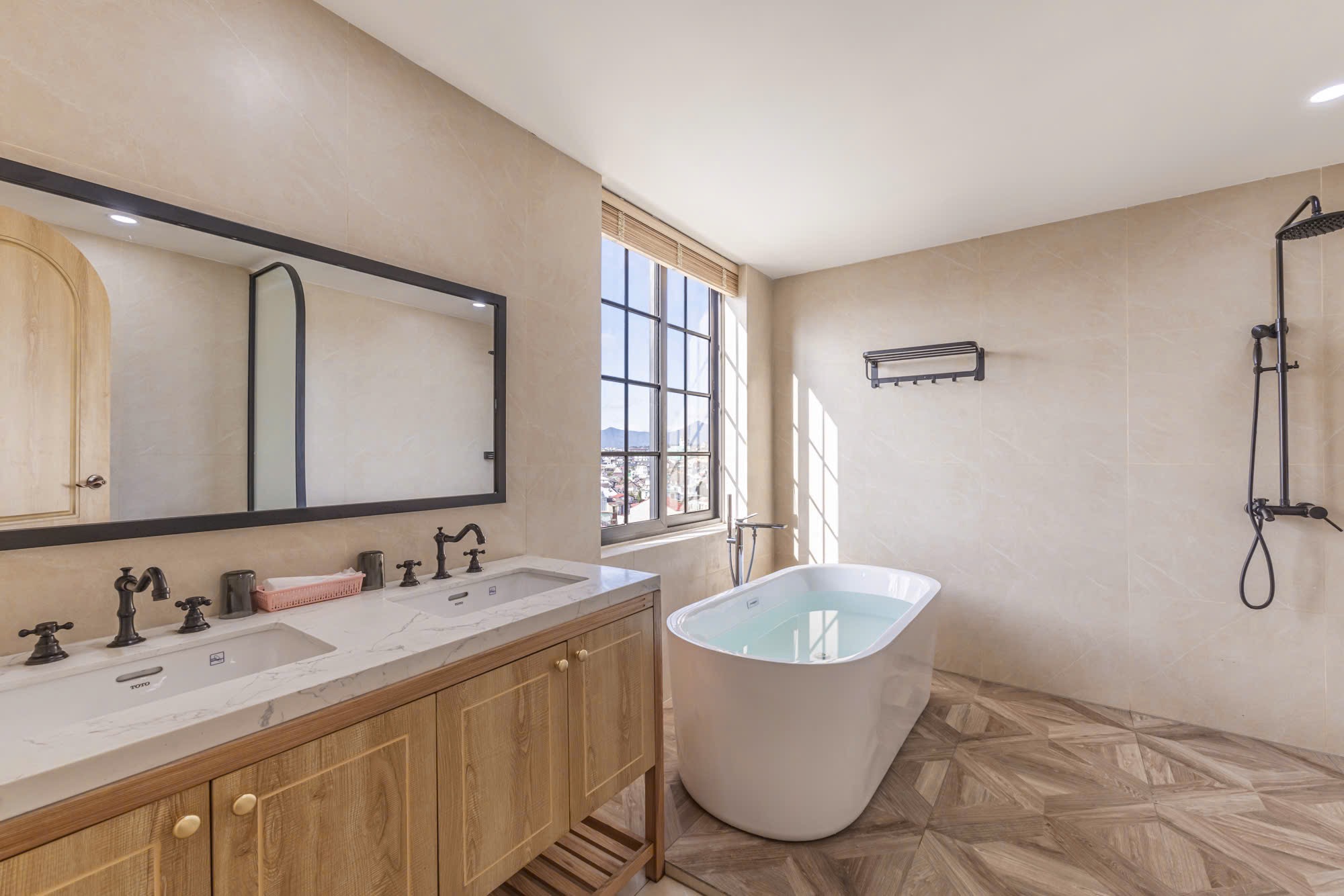 Biệt thự cao cấp 6 ngủ 9