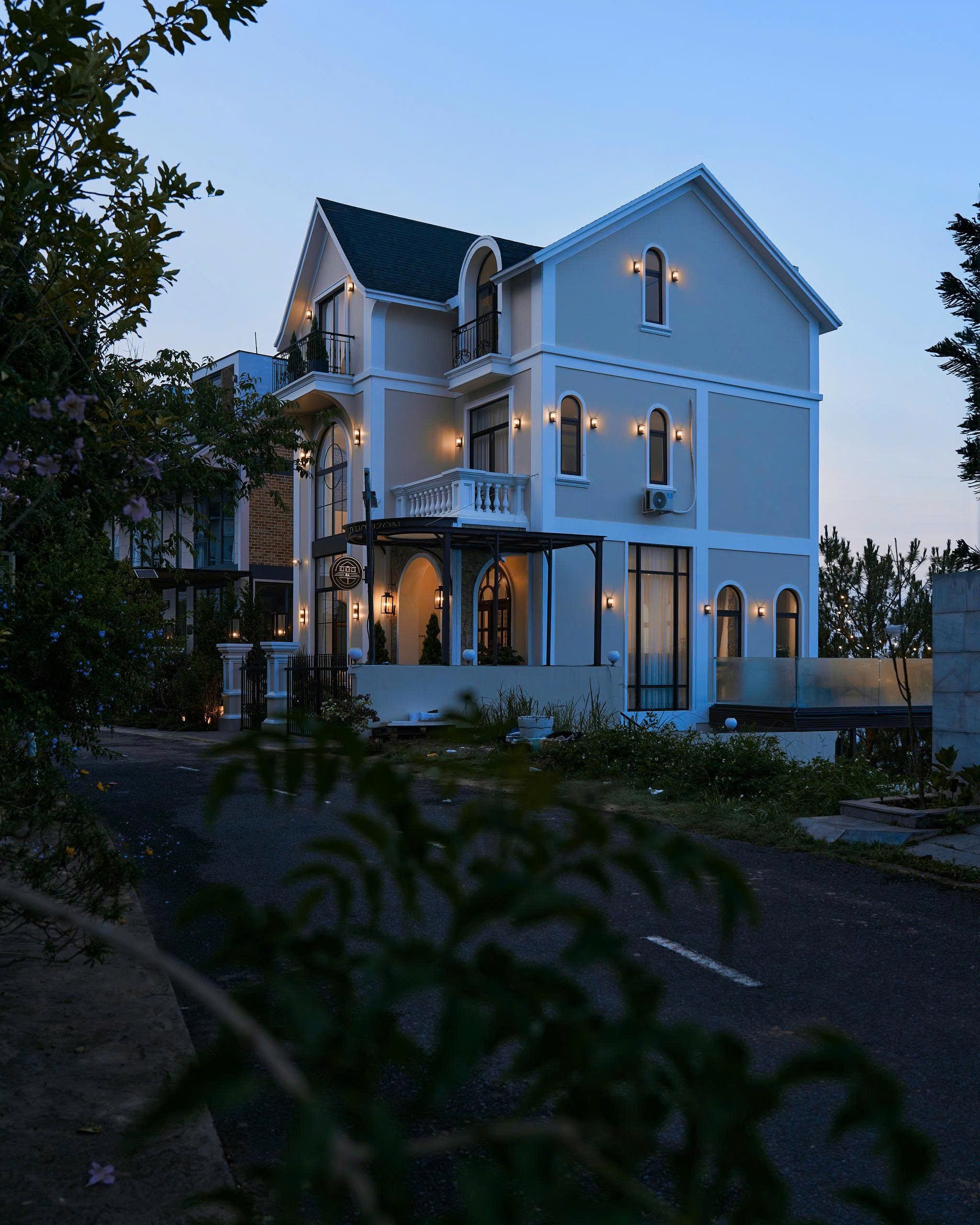 (🌲🌲𝐁𝐢𝐞̣̂𝐭 𝐭𝐡𝐮̛̣ 𝐯𝐢𝐞𝐰 𝐫𝐮̛̀𝐧𝐠 𝐭𝐡𝐨̂𝐧𝐠, 𝐩𝐡𝐨𝐧𝐠 𝐜𝐚́𝐜𝐡 𝐜𝐡𝐚̂𝐮 𝐚̂𝐮 𝐭𝐚̂𝐧 𝐜𝐨̂̉ đ𝐢𝐞̂̉𝐧