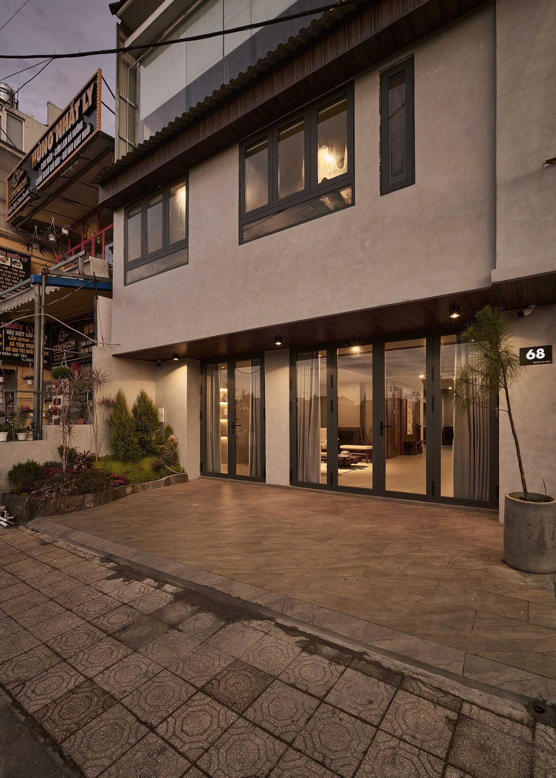 Home trung tâm có bồn tắm