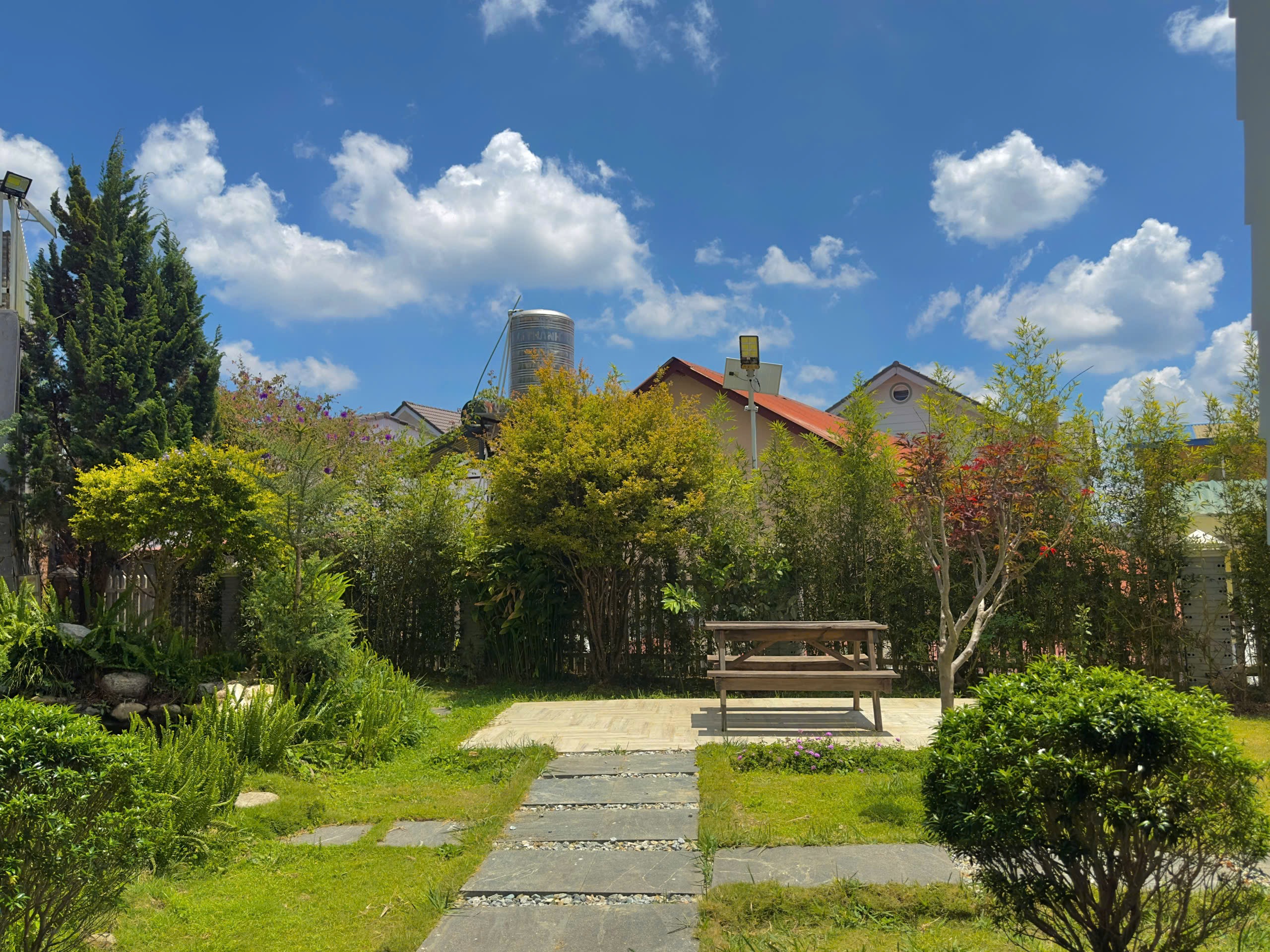 Villa sân vườn Đà Lạt ngay trung tâm